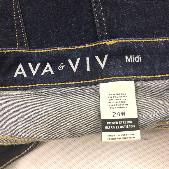 Ava & Viv Women’s Blue Jeans Shorts 24 - Picture 5 of 6